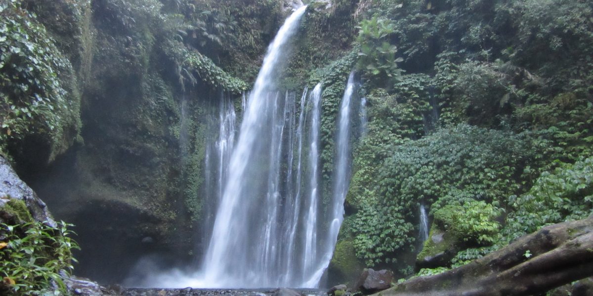 Waterfall Lombok pinterjuco